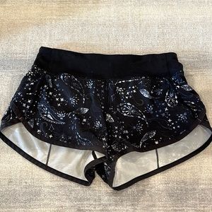 Lululemon Stars Shorts Size 12